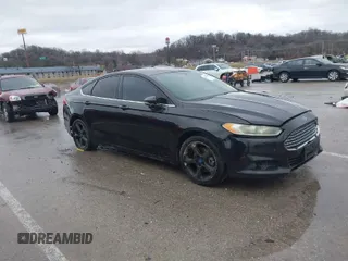 2013 Ford Fusion SE with VIN 3FA6P0HR0DR149724, listed as a IAAI auction lot 41475766 with 132,867 mi miles. Bid and sale history available at carsss.com. Image 1.
