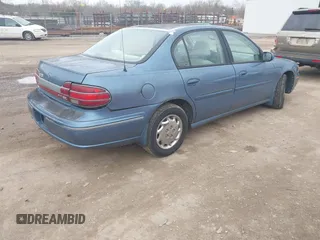 1999 Oldsmobile Cutlass GL z VIN 1G3NB52M6X6331346, wystawiony jako IAAI lot #41723559 z przebiegiem 151 546 mil mil oraz . Historia ofert i sprzedaży dostępna na DreamBid. Obrazek 4.