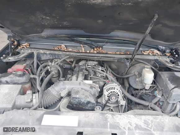 2011 Chevrolet Avalanche LT with VIN 3GNMCFE06BG133808, listed as a IAAI auction lot 41605369 with 304,317 mi miles. Bid and sale history available at carsss.com. Image 10.