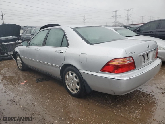2000 Acura RL w/Navigation System with VIN JH4KA9662YC002914, listed as a Copart auction lot 43195815 with 0 mi miles and Salvage Title. Bid and sale history available at carsss.com. Image 2.