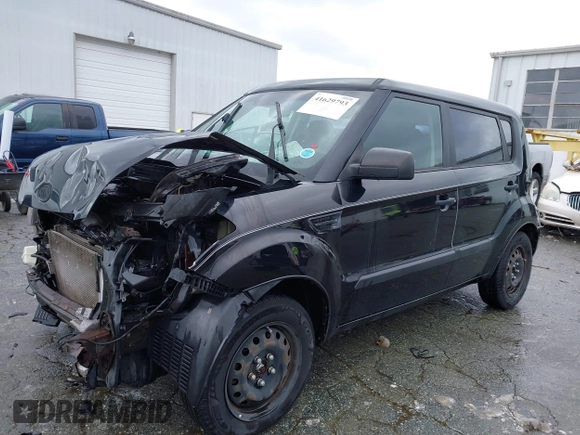 2011 Kia Soul with VIN KNDJT2A12B7303712, listed as a IAAI auction lot 41629793 with 127,167 mi miles. Bid and sale history available at carsss.com. Image 17.