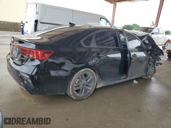 2021 Kia Forte GT-Line z VIN 3KPF34ADXME423286, wystawiony jako Copart lot #55915145 z przebiegiem 117 891 mil mil oraz Czysty tytuł • Clean title. Historia ofert i sprzedaży dostępna na DreamBid. Obrazek 3.