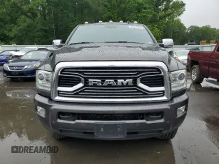 2018 Ram 2500 Limited z VIN 3C6UR5GL5JG289269, wystawiony jako Copart lot #59324035 z przebiegiem 94 266 mil mil oraz Szkoda całkowita • Salvage title. Historia ofert i sprzedaży dostępna na DreamBid. Obrazek 5.