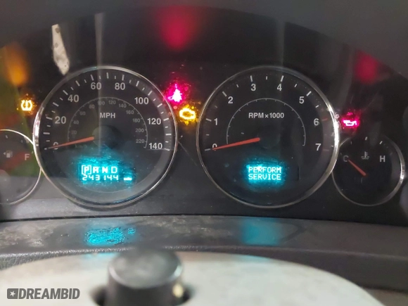 2006 Jeep Grand Cherokee Limited with VIN 1J4HS58N26C208814, listed as a IAAI auction lot 41727165 with 243,144 mi miles. Bid and sale history available at carsss.com. Image 7.