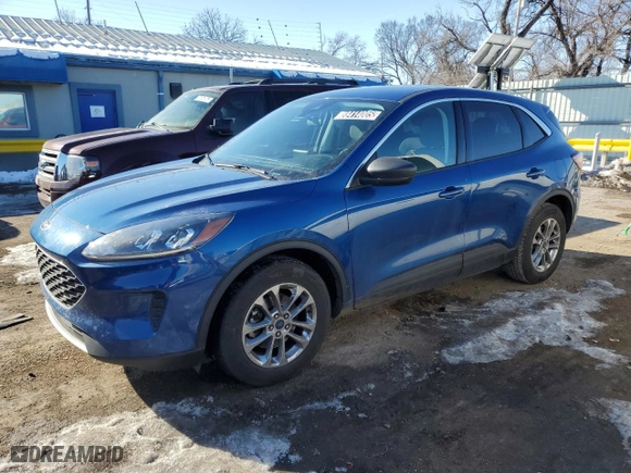 2022 Ford Escape SE with VIN 1FMCU0G68NUB30678, listed as a Copart auction lot 88414005 with 102,244 mi miles and Clean Title. Bid and sale history available at carsss.com. Image 1.