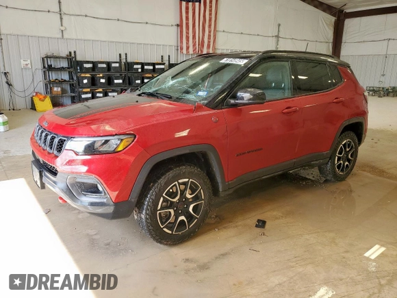 2025 Jeep Compass Trailhawk с VIN 3C4NJDDN5ST557511, выставлен на аукционе Copart как лот 61814945 с пробегом 16 464 миль миль и Чистый • Clean title. История ставок и продаж доступна на DreamBid. Изображение 1.