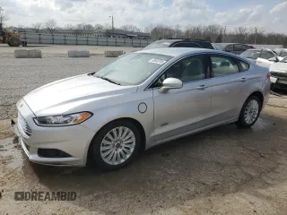 2016 Ford Fusion Energi SE Luxury with VIN 3FA6P0PU0GR311992, listed as a Copart auction lot 48949795 with 81,287 mi miles and Salvage Title. Bid and sale history available at carsss.com. Image 1.