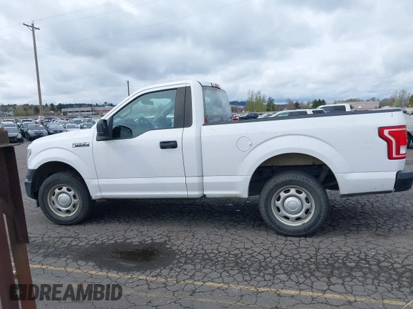 2017 Ford F-150 XL with VIN 1FTMF1C86HKD60722, listed as a IAAI auction lot 41921827 with 125,622 mi miles. Bid and sale history available at carsss.com. Image 14.