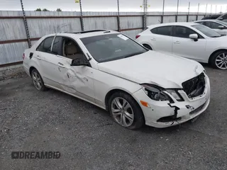 2010 Mercedes-Benz E 350 Luxury с VIN WDDHF5GB5AA216174, выставлен на аукционе IAAI как лот 42450358 с пробегом Не указан миль и . История ставок и продаж доступна на DreamBid. Изображение 1.