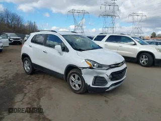 2017 Chevrolet Trax LT z VIN KL7CJPSBXHB215447, wystawiony jako IAAI lot #41665363 z przebiegiem 90 450 mil mil oraz . Historia ofert i sprzedaży dostępna na DreamBid. Obrazek 1.