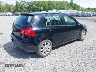 2008 Volkswagen Rabbit S z VIN WVWDA71K08W181195, wystawiony jako IAAI lot #42382351 z przebiegiem 212 586 mil mil oraz . Historia ofert i sprzedaży dostępna na DreamBid. Obrazek 4.