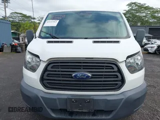 2018 Ford Transit z VIN 1FTYR1YM9JKB43850, wystawiony jako IAAI lot #42151963 z przebiegiem 72 286 mil mil oraz . Historia ofert i sprzedaży dostępna na DreamBid. Obrazek 6.
