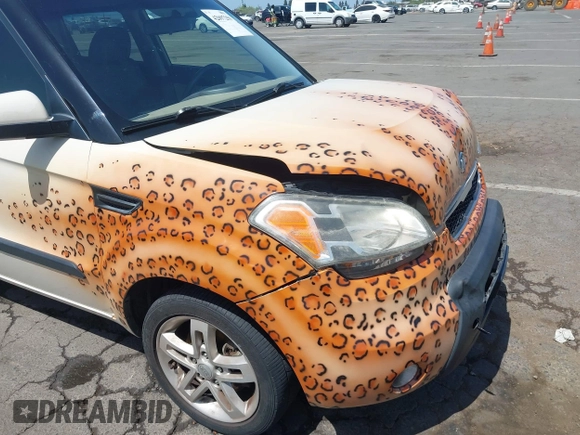 2010 Kia Soul + with VIN KNDJT2A28A7078333, listed as a IAAI auction lot 42097259 with 165,243 mi miles. Bid and sale history available at carsss.com. Image 17.
