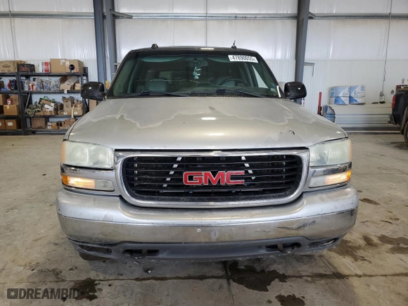 2005 GMC Yukon SLT with VIN 1GKEK13T35J138875, listed as a Copart auction lot 47890055 with 201,750 mi miles and Salvage Title. Bid and sale history available at carsss.com. Image 5.