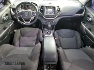 2017 Jeep Cherokee Latitude z VIN 1C4PJMCB5HD213966, wystawiony jako Copart lot #54869785 z przebiegiem 70 233 mil mil oraz Szkoda całkowita • Salvage title. Historia ofert i sprzedaży dostępna na DreamBid. Obrazek 8.