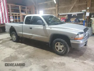 1997 Dodge Dakota with VIN 1B7GG23X9VS136122, listed as a Copart auction lot 47701695 with 164,161 mi miles and Clean Title. Bid and sale history available at carsss.com. Image 4.