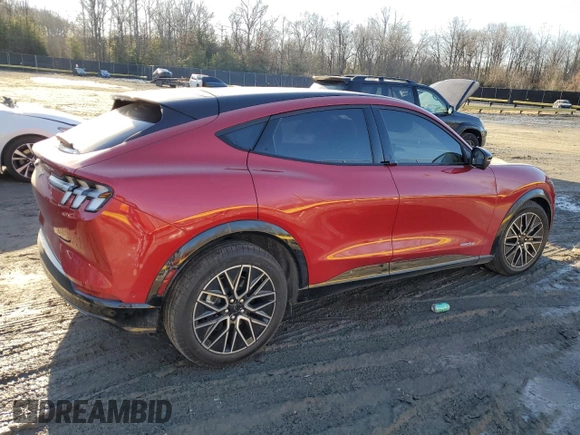 2024 Ford Mustang Mach-E Premium с VIN 3FMTK3R43RMA09117, выставлен на аукционе Copart как лот 42531195 с пробегом 2 470 миль миль и Списание • Salvage title. История ставок и продаж доступна на DreamBid. Изображение 3.