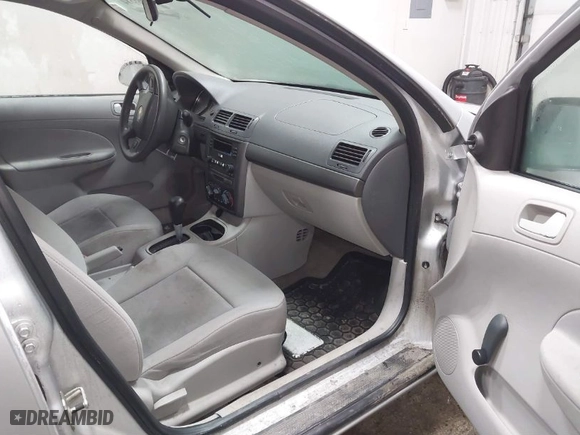 2005 Chevrolet Cobalt with VIN 1G1AK52F757581940, listed as a IAAI auction lot 41803384 with 110,414 mi miles. Bid and sale history available at carsss.com. Image 5.