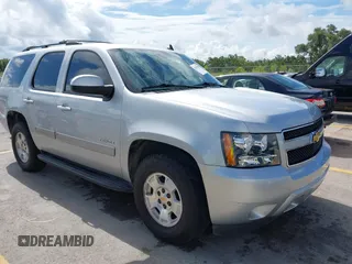 2013 Chevrolet Tahoe LT with VIN 1GNSCBE06DR145525, listed as a IAAI auction lot 42583898 with 173,736 mi miles and . Bid and sale history available at DreamBid. Image 1.