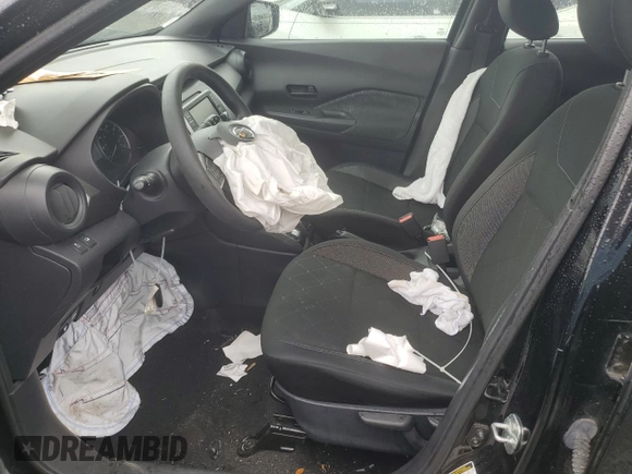 2019 Nissan Kicks S with VIN 3N1CP5CU9KL530965, listed as a Copart auction lot 72962234 with 37,427 mi miles and Salvage Title. Bid and sale history available at carsss.com. Image 7.