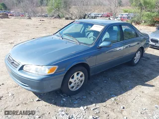 2000 Toyota Camry CE with VIN 4T1BG22KXYU730531, listed as a IAAI auction lot 42003342 with 248,235 mi miles. Bid and sale history available at carsss.com. Image 2.