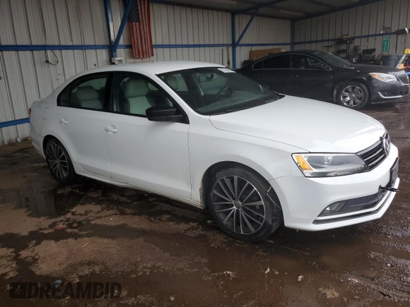 2016 Volkswagen Jetta Sport with VIN 3VWB17AJ7GM266075, listed as a Copart auction lot 57839905 with 68,158 mi miles and Clean title. Bid and sale history available at DreamBid. Image 4.
