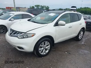 2014 Nissan Murano SV z VIN JN8AZ1MUXEW407149, wystawiony jako IAAI lot #42444679 z przebiegiem 155 946 mil mil oraz . Historia ofert i sprzedaży dostępna na DreamBid. Obrazek 17.