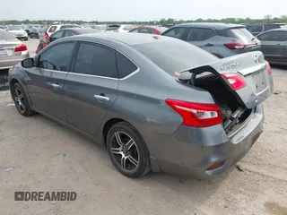2017 Nissan Sentra S z VIN 3N1AB7AP3HY394567, wystawiony jako IAAI lot #42061796 z przebiegiem 78 318 mil mil oraz . Historia ofert i sprzedaży dostępna na DreamBid. Obrazek 3.