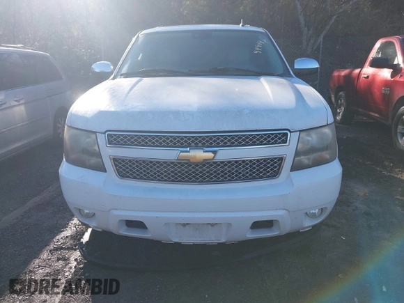 2007 Chevrolet Suburban LT with VIN 3GNFC160X7G298486, listed as a IAAI auction lot 41494944 with 348,108 mi miles and . Bid and sale history available at DreamBid. Image 6.