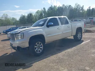 2010 GMC Sierra 1500 Denali z VIN 3GTRKXE26AG222270, wystawiony jako IAAI lot #41974112 z przebiegiem 166 366 mil mil oraz . Historia ofert i sprzedaży dostępna na DreamBid. Obrazek 21.