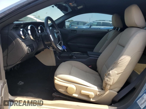 2005 Ford Mustang Deluxe with VIN 1ZVFT80N155244601, listed as a Copart auction lot 59180005 with 151,683 mi miles and Salvage title. Bid and sale history available at DreamBid. Image 7.