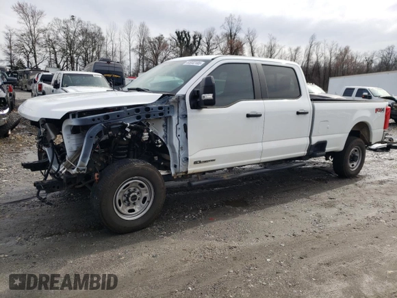 2024 Ford Super Duty F-250 SRW XL with VIN 1FT8W2BT2RED37791, listed as a Copart auction lot 44932185 with 24,210 mi miles and Salvage Title. Bid and sale history available at carsss.com. Image 1.