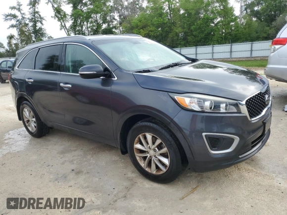 2017 Kia Sorento LX with VIN 5XYPG4A35HG328000, listed as a Copart auction lot 50140365 with 139,858 mi miles and Clean Title. Bid and sale history available at carsss.com. Image 4.