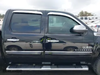 2010 Chevrolet Silverado 1500 LT with VIN 3GCRKSE30AG296456, listed as a IAAI auction lot 41713549 with 274,586 mi miles. Bid and sale history available at carsss.com. Image 13.