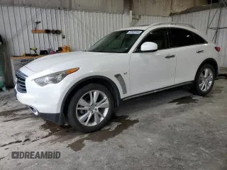 2015 Infiniti QX70 with VIN JN8CS1MU7FM381300, listed as a Copart auction lot 52002245 with 141,982 mi miles and Clean Title. Bid and sale history available at DreamBid. Image 1.
