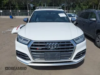 2018 Audi SQ5 Prestige z VIN WA1C4AFY4J2124874, wystawiony jako IAAI lot #42442773 z przebiegiem 86 612 mil mil oraz . Historia ofert i sprzedaży dostępna na DreamBid. Obrazek 13.