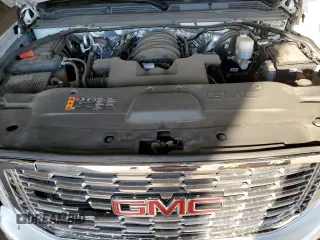 2018 GMC Yukon Denali with VIN 1GKS1CKJ4JR352531, listed as a Copart auction lot 43398305 with 73,781 mi miles and Salvage Title. Bid and sale history available at carsss.com. Image 12.