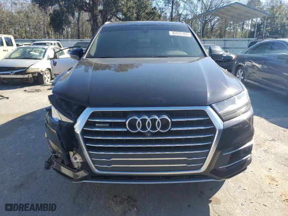 2017 Audi Q7 Premium Plus with VIN WA1LAAF72HD035562, listed as a Copart auction lot 45555165 with 133,740 mi miles and Salvage Title. Bid and sale history available at carsss.com. Image 5.