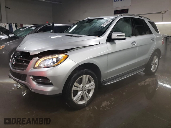 2015 Mercedes-Benz M ML 350 with VIN 4JGDA5HB4FA463744, listed as a Copart auction lot 41911765 with 53,842 mi miles and Salvage Title. Bid and sale history available at carsss.com. Image 1.