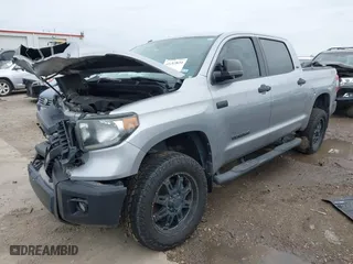 2016 Toyota Tundra 2WD Truck SR5 with VIN 5TFEW5F16GX211321, listed as a IAAI auction lot 41612834 with NaN miles. Bid and sale history available at carsss.com. Image 17.