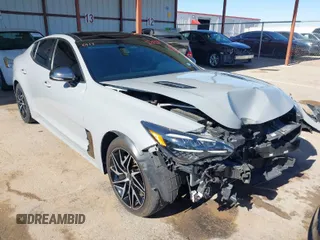 2022 Kia Stinger GT-Line with VIN KNAE35LD2N6101177, listed as a IAAI auction lot 41305406 with 60,196 mi miles. Bid and sale history available at carsss.com. Image 1.
