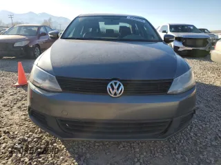 2012 Volkswagen Jetta Sedan TDI with VIN 3VW3L7AJ3CM466573, listed as a Copart auction lot 42820135 with 100,074 mi miles and Salvage Title. Bid and sale history available at carsss.com. Image 5.