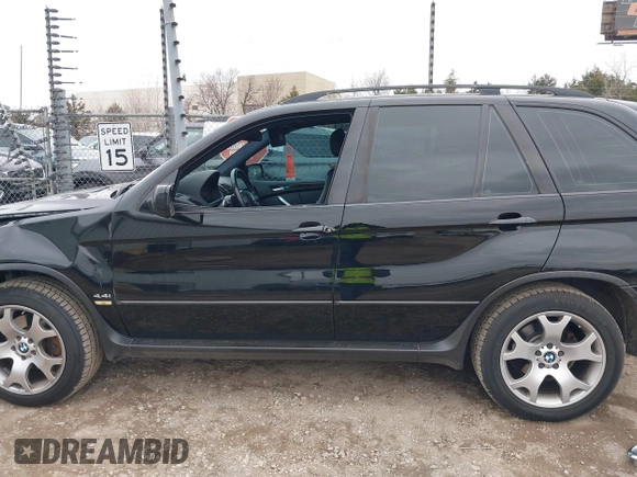 2002 BMW X5 4.4i with VIN 5UXFB33582LH31341, listed as a IAAI auction lot 41548139 with 82,188 mi miles. Bid and sale history available at carsss.com. Image 14.