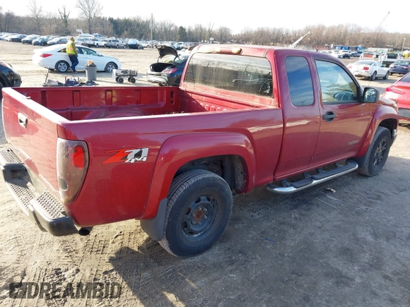 2004 Chevrolet Colorado LS Z71 with VIN 1GCDT196348221427, listed as a IAAI auction lot 41546971 with 114,467 mi miles. Bid and sale history available at carsss.com. Image 4.