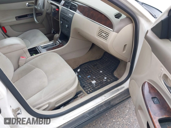 2007 Buick LaCrosse CX with VIN 2G4WC582671175674, listed as a IAAI auction lot 41931600 with 192,836 mi miles and . Bid and sale history available at DreamBid. Image 5.
