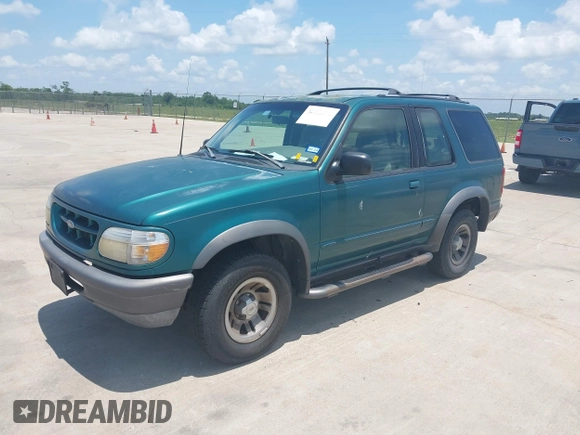 1998 Ford Explorer Sport with VIN 1FMYU22X6WUC66391, listed as a IAAI auction lot 42402582 with 288,018 mi miles and . Bid and sale history available at DreamBid. Image 2.