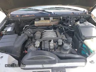 2005 Mercedes-Benz M 350 with VIN 4JGAB57E25A531968, listed as a IAAI auction lot 42152817 with 138,241 mi miles and . Bid and sale history available at DreamBid. Image 10.
