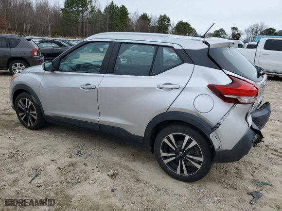 2020 Nissan Kicks SV with VIN 3N1CP5CV7LL528299, listed as a Copart auction lot 47652945 with 97,603 mi miles and Salvage Title. Bid and sale history available at carsss.com. Image 2.
