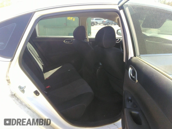 2015 Nissan Sentra SV z VIN 3N1AB7AP3FL632217, wystawiony jako IAAI lot #41946097 z przebiegiem 167 424 mil mil oraz . Historia ofert i sprzedaży dostępna na DreamBid. Obrazek 8.