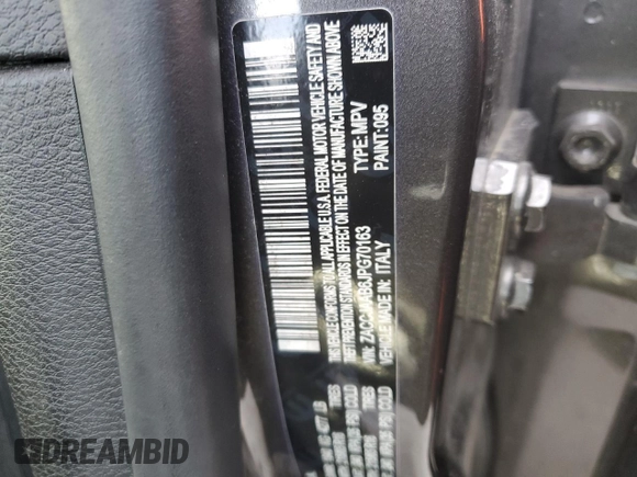 2018 Jeep Renegade Sport with VIN ZACCJAAB6JPG70163, listed as a Copart auction lot 45345065 with 89,540 mi miles and Salvage Title. Bid and sale history available at DreamBid. Image 12.